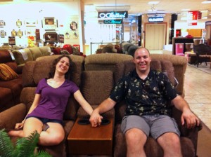 Elisa and Jeremy holding hands